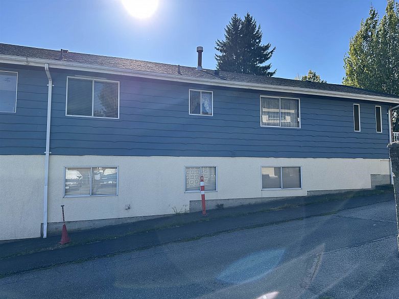 2376 Fraserview Drive