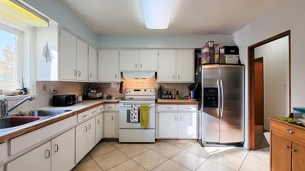 3304 Venables Street