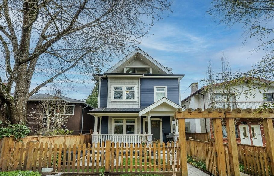 943 E 14th Avenue