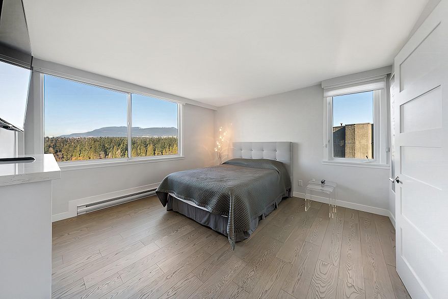 1001 845 Chilco Street