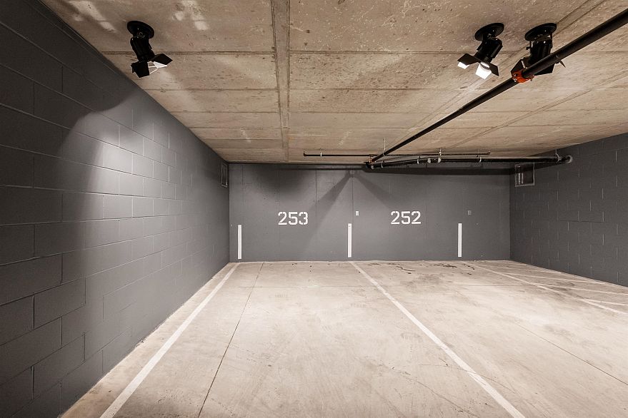 1504 1568 Alberni Street