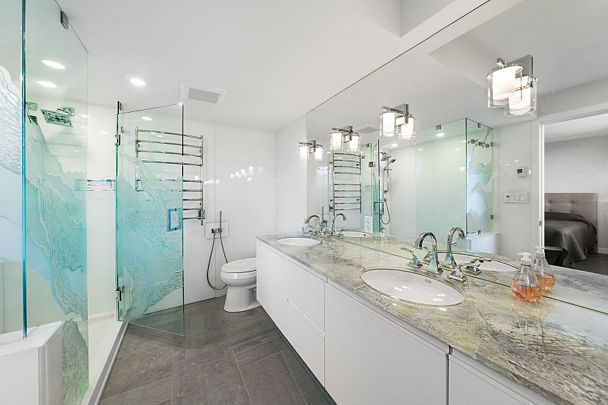 1001 845 Chilco Street