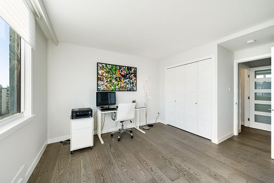 1001 845 Chilco Street