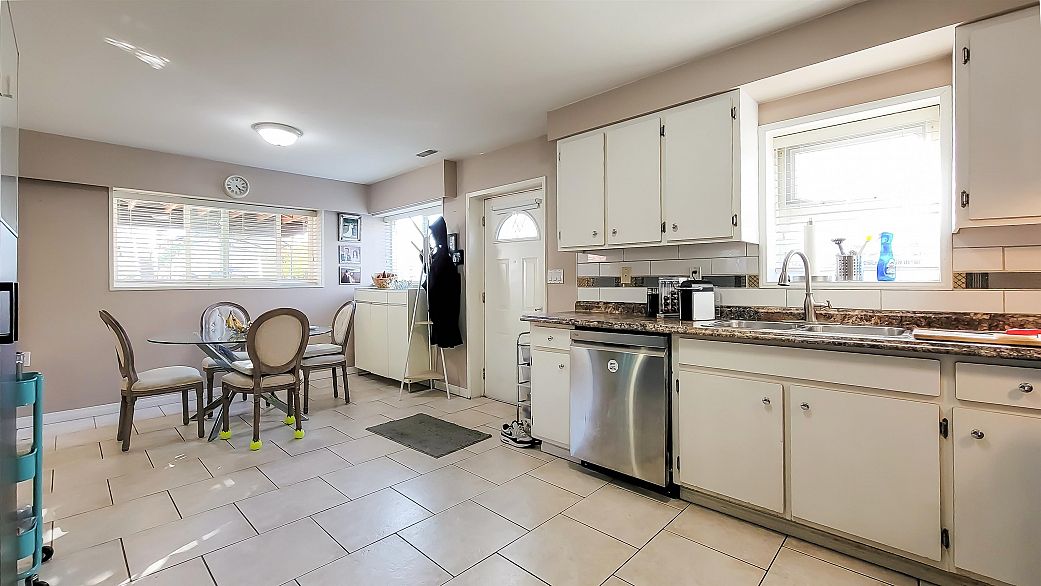 3304 Venables Street