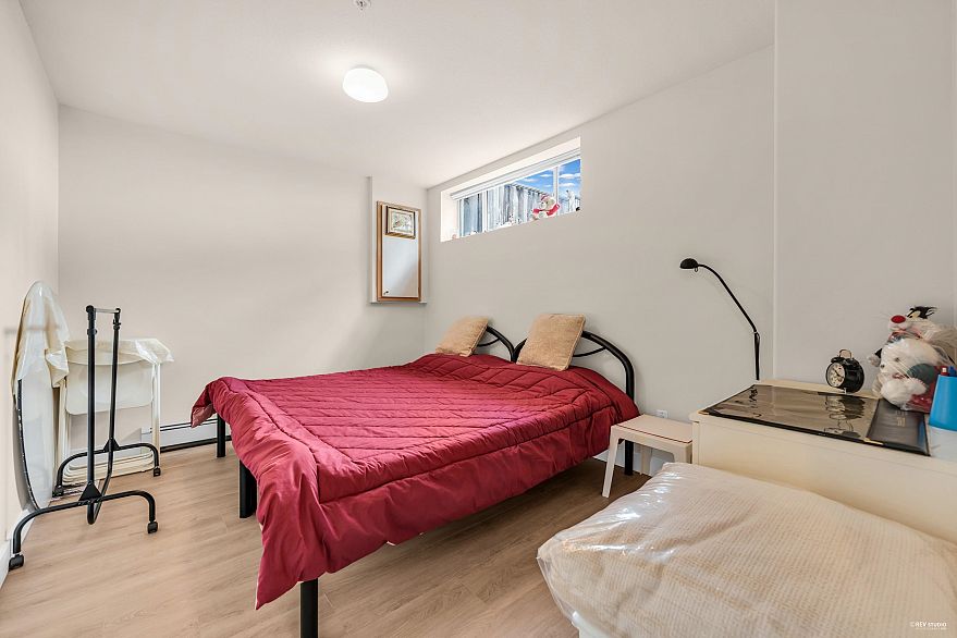 6388 Laburnum Street