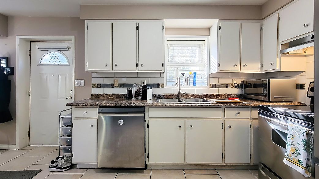 3304 Venables Street