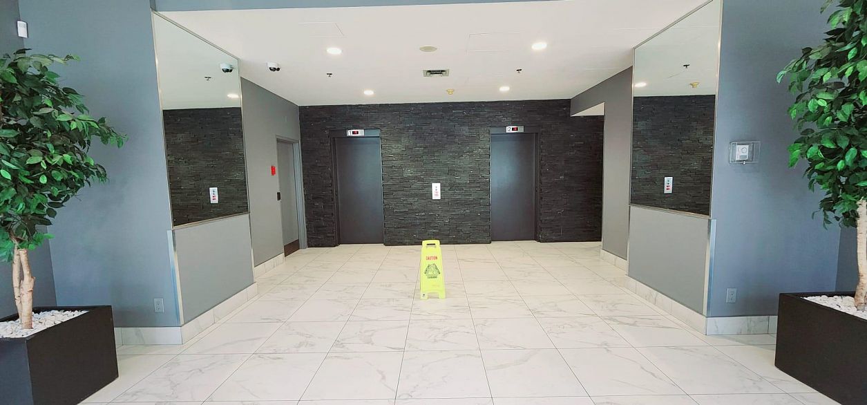 208 811 Helmcken Street