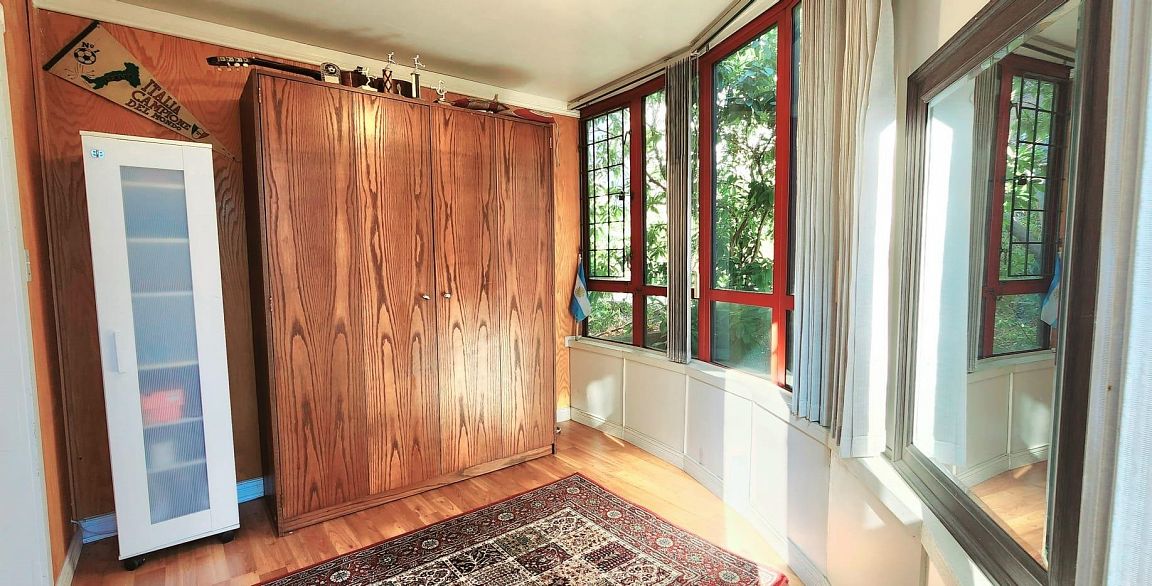 208 811 Helmcken Street