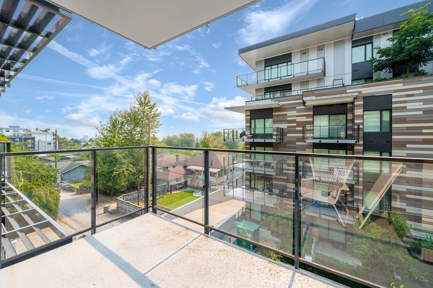 304 488 W 58th Avenue