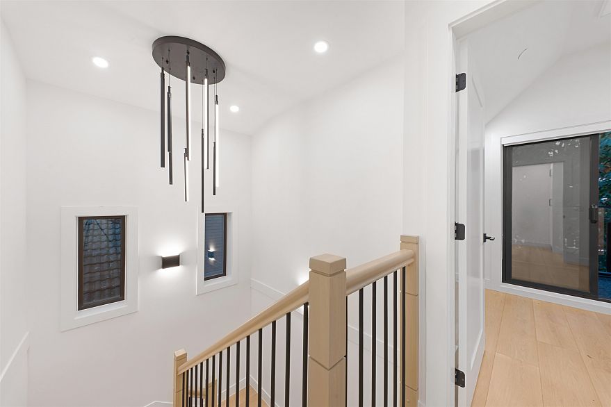 1 5315 Inverness Street