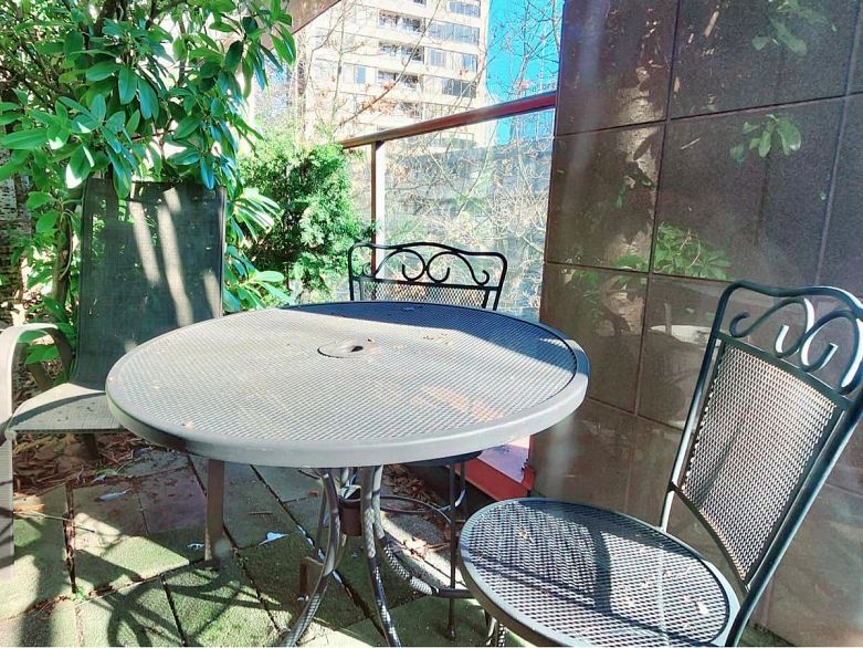 208 811 Helmcken Street