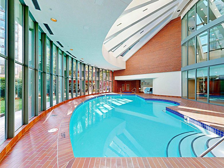 301 1888 Alberni Street