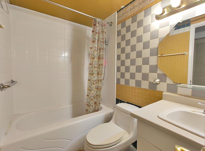 108 1420 E 7th Avenue