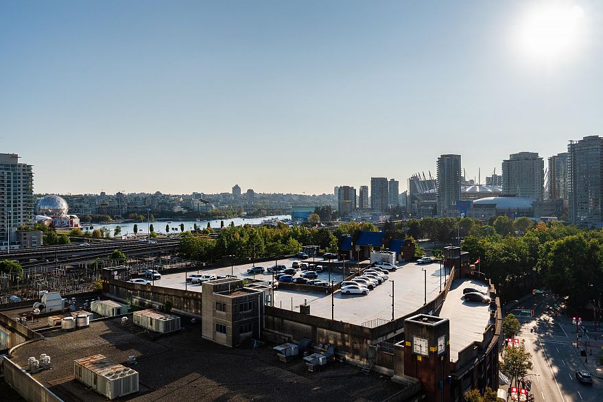 902 189 Keefer Street