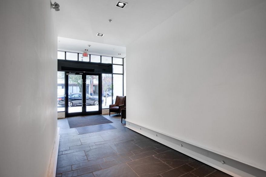 309 4355 W 10th Avenue