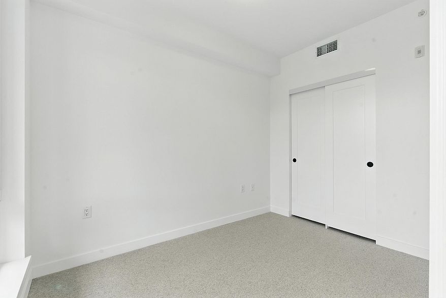 310 6859 Cambie Street