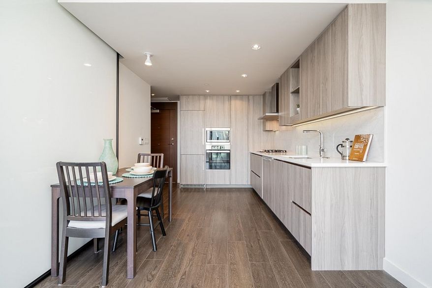 2107 89 Nelson Street