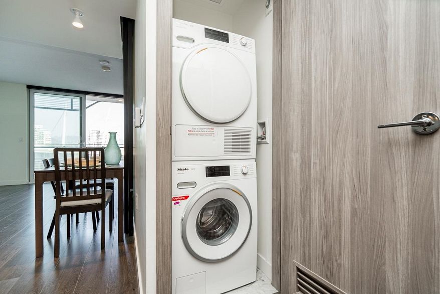 2107 89 Nelson Street