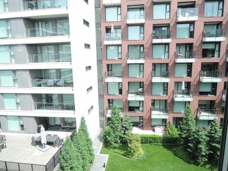 704 1571 W 57th Avenue