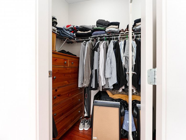 2803 1189 Melville Street