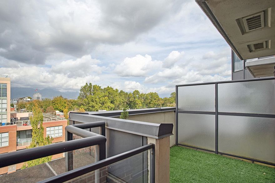 505 3228 Tupper Street