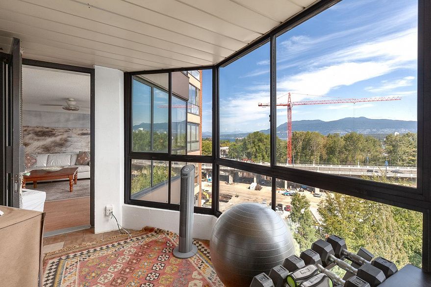 1003 1450 Pennyfarthing Drive