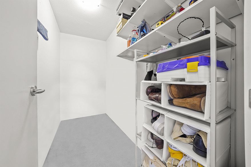 703 131 Regiment Square