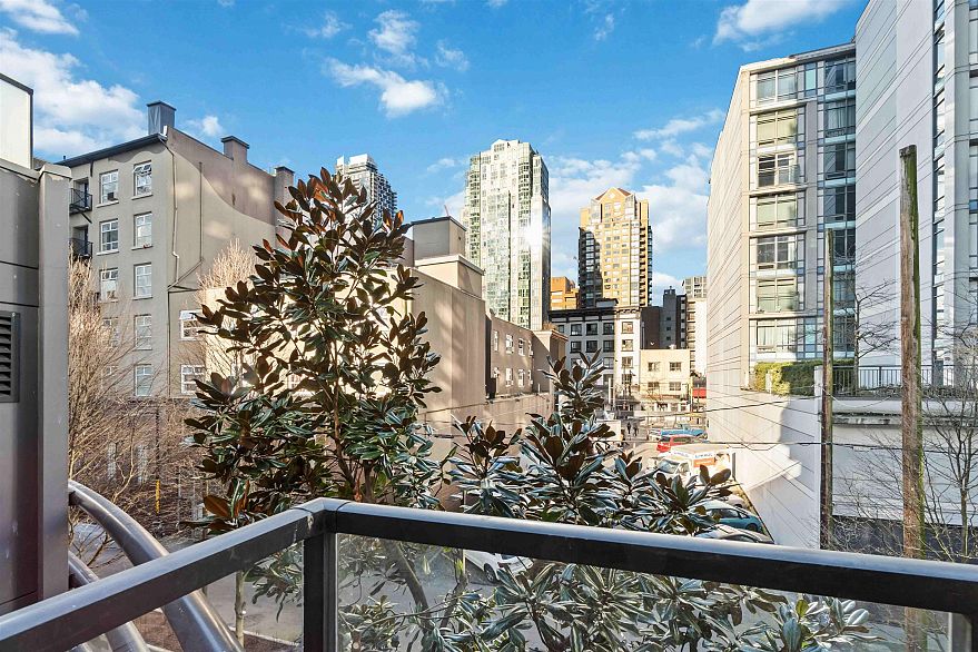 310 1155 Seymour Street