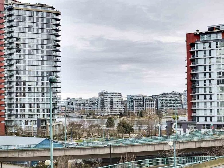 584 87 Nelson Street