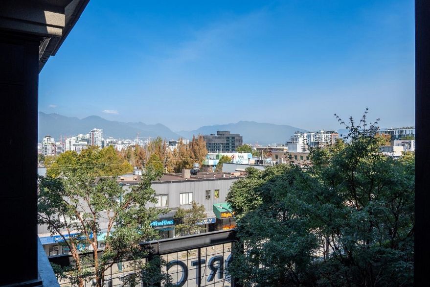 311 2515 Ontario Street