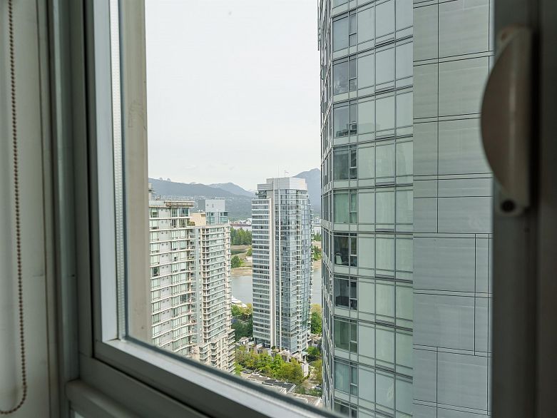 2803 1189 Melville Street