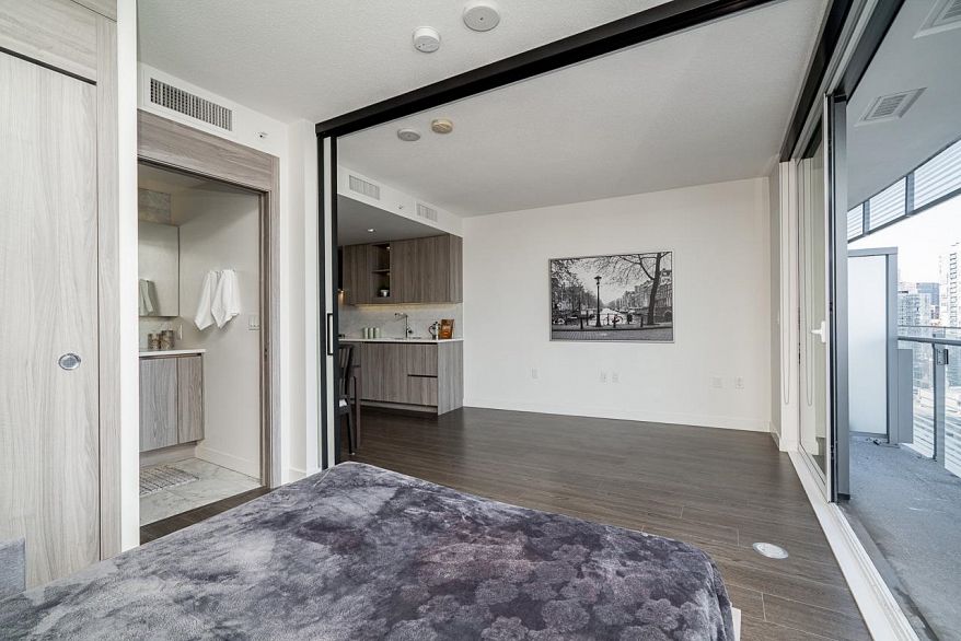 2107 89 Nelson Street