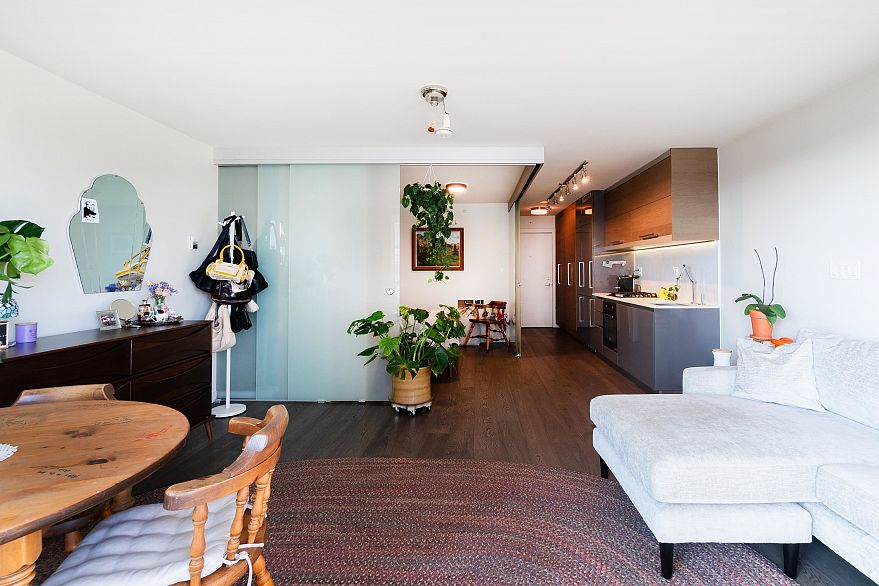 902 189 Keefer Street