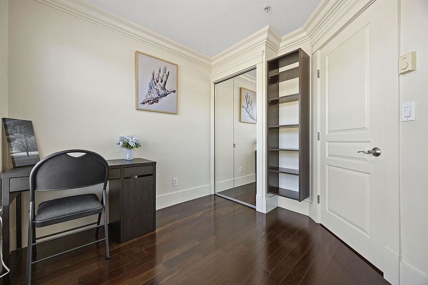 312 5723 Collingwood Street