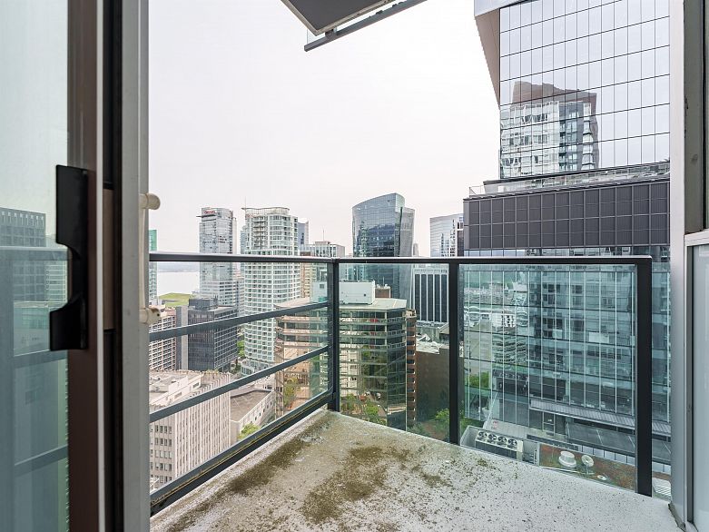 2803 1189 Melville Street