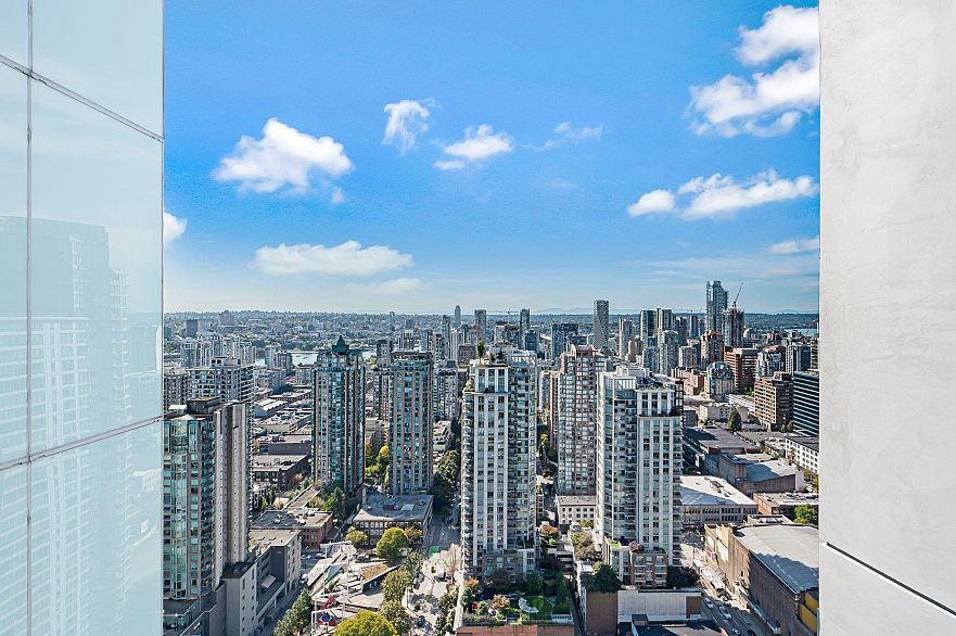 4201 777 Richards Street