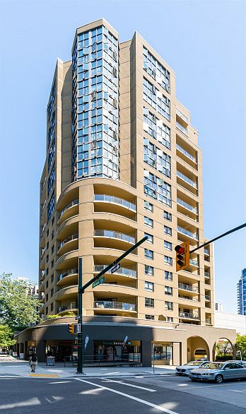 1004 789 Drake Street
