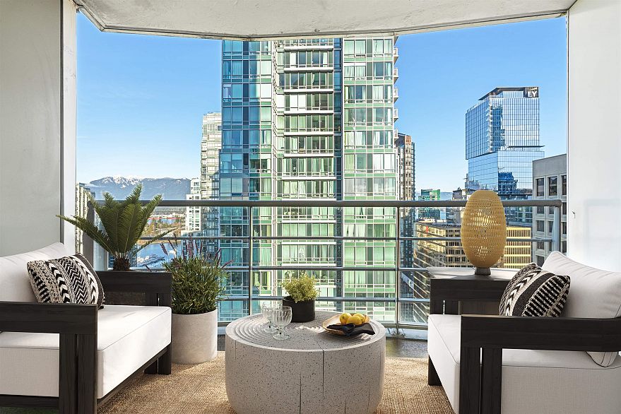 2303 1200 Alberni Street
