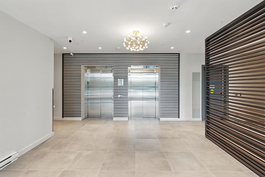 310 6859 Cambie Street