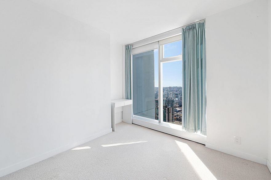 4201 777 Richards Street