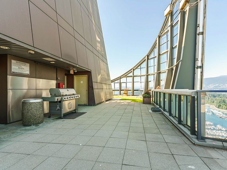 2803 1189 Melville Street