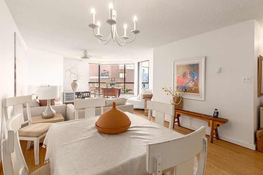 1003 1450 Pennyfarthing Drive