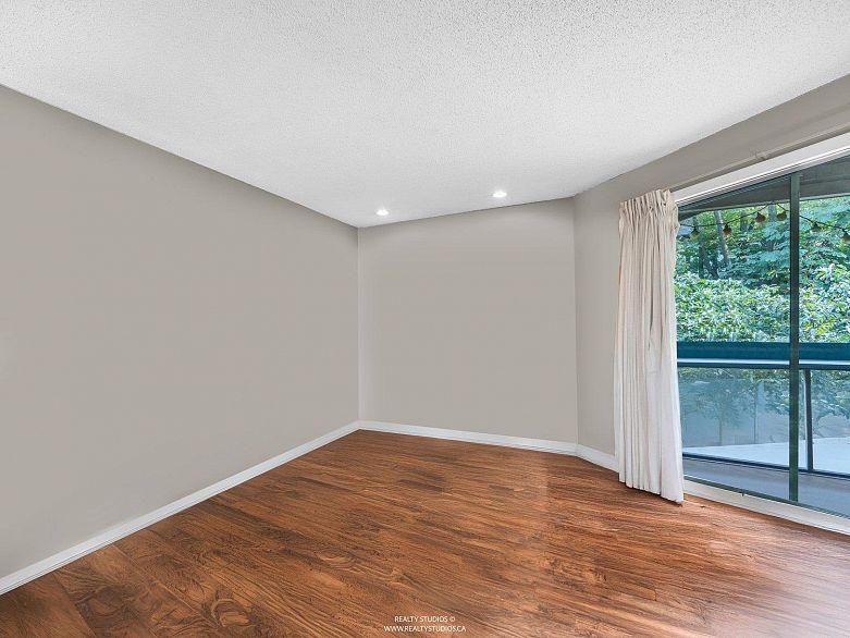 319 1500 Pendrell Street