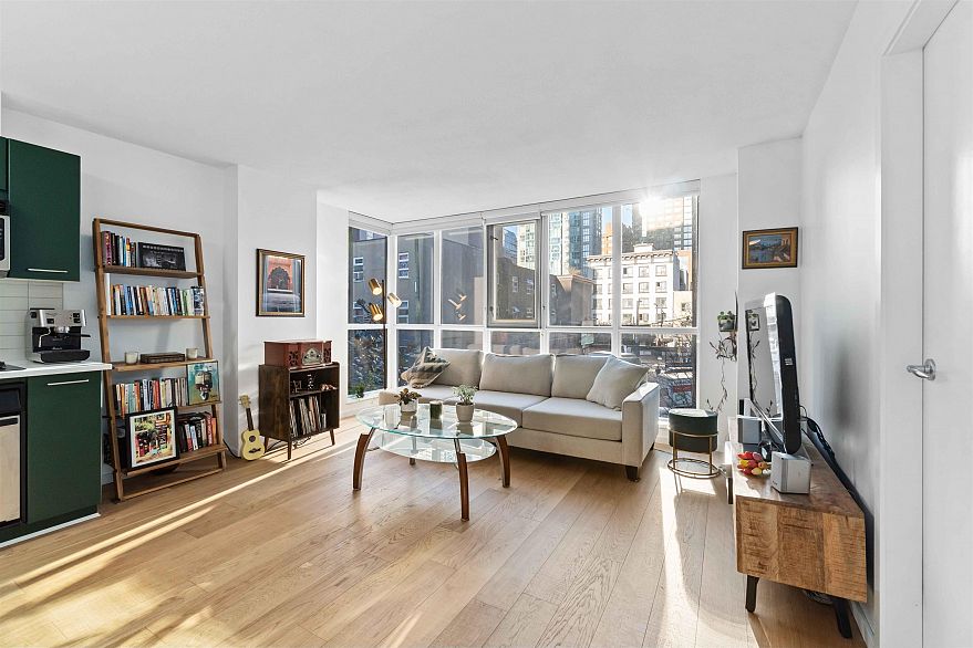 310 1155 Seymour Street