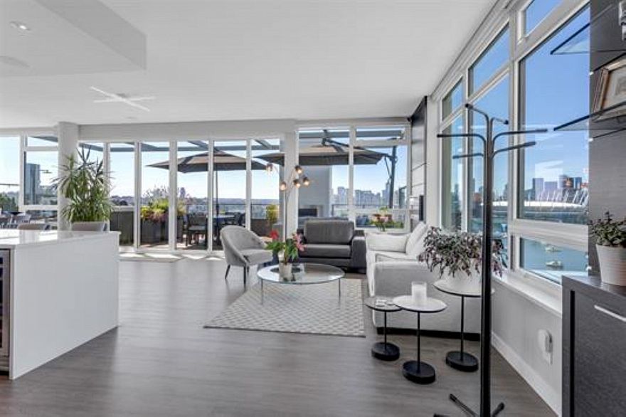 2101 110 Switchmen Street