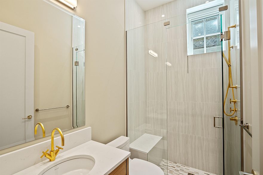 5912 Churchill Street