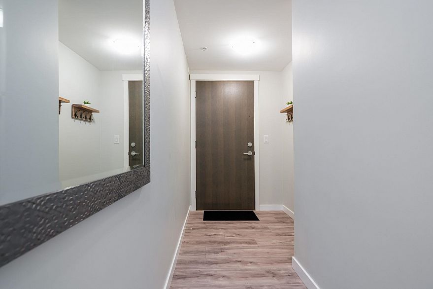 605 3281 E Kent Avenue North