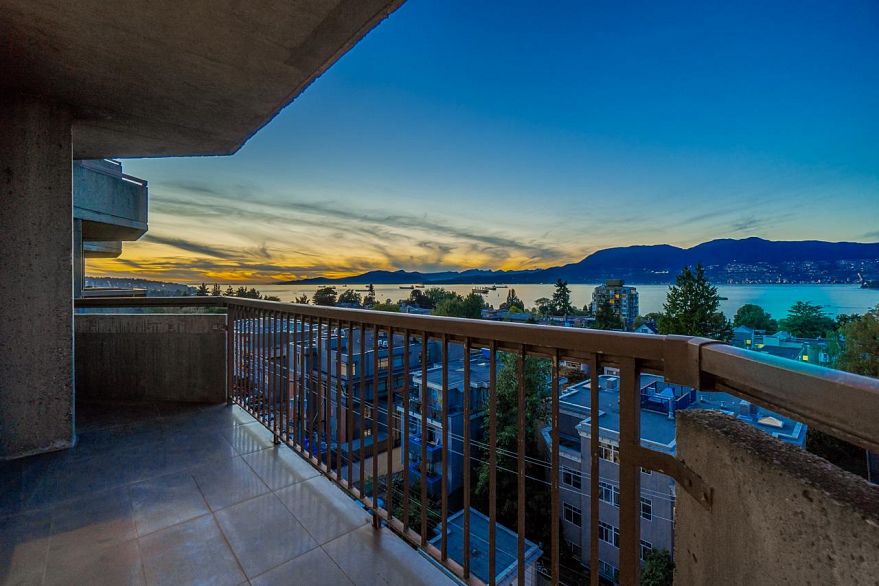 803 2445 W 3rd Avenue