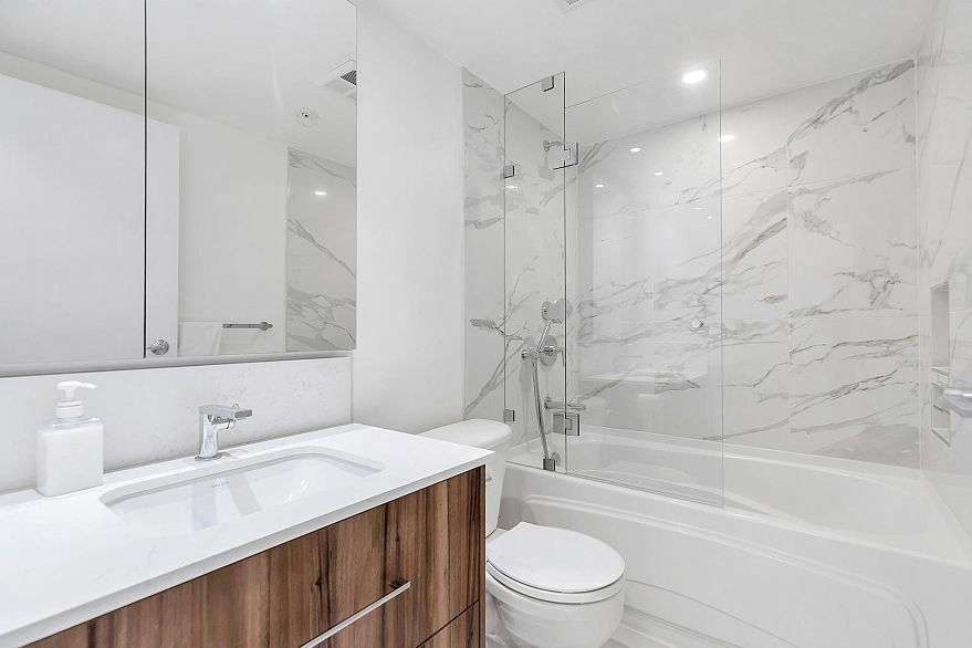 1608 198 Aquarius Mews