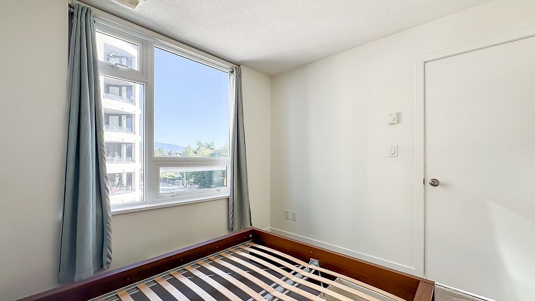 304 5515 Boundary Road